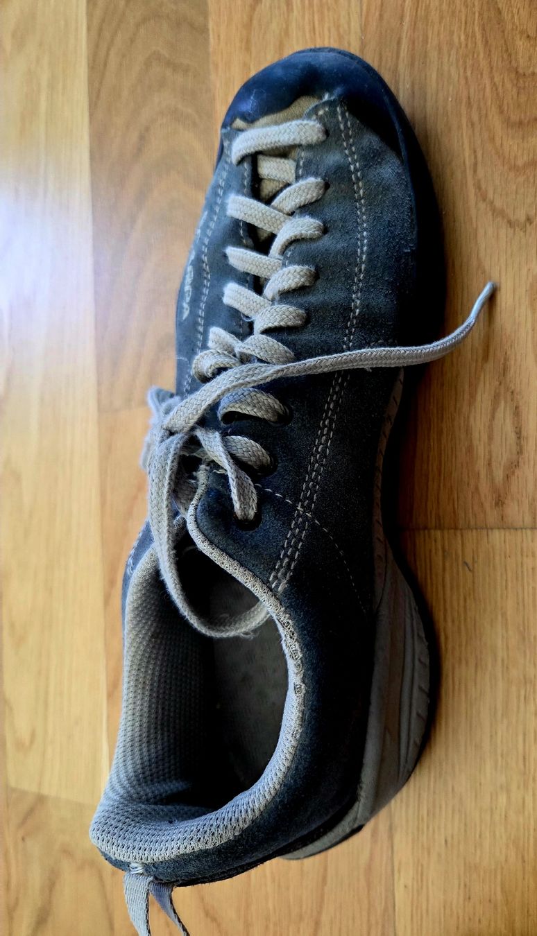 Scarpe da donna: Scarpa Schuhe Damen, Grösse 38, hellgrau-/blau – Usato da Luzern venduto da CVonarburg 1