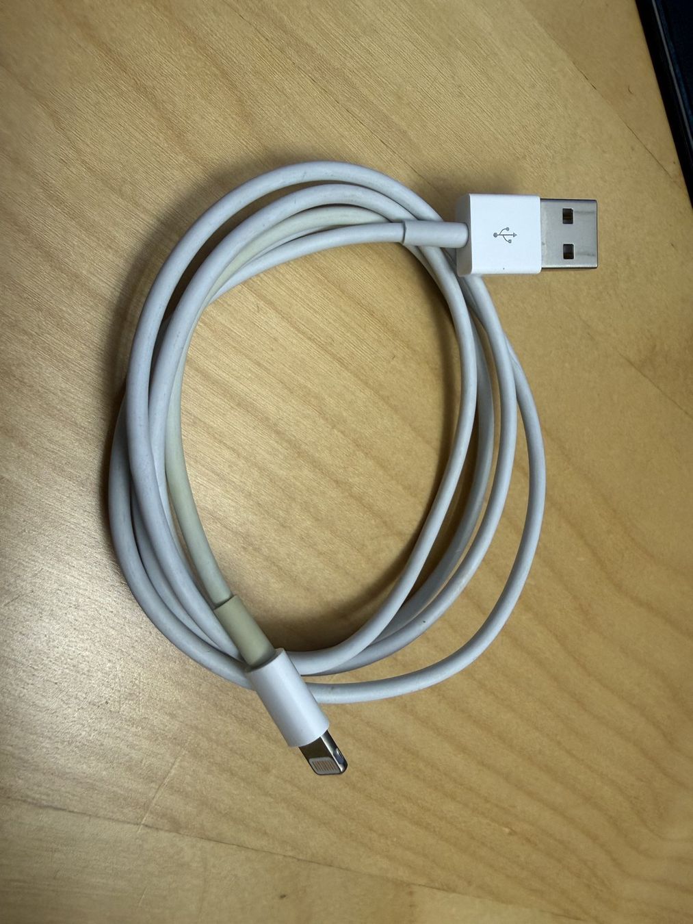 Cavi: 10 Lightning Ladekabel + Klinke Adapter, USB A / USB C – Usato da Volketswil venduto da OxadanP9 6