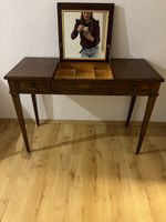 Schminktisch Holz mit Klappspiegel guter Zustand