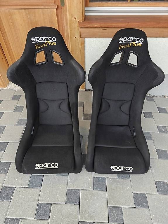 Toutes les pièces auto: Sparco Evo Plus Vollschalensitze – D'occasion à Rubigen par Berti0531