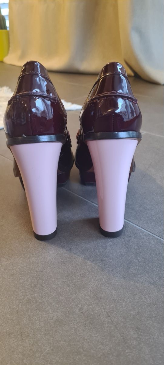 Mulberry Scarpe da donna: Mulberry Pumps Lackleder Bordeaux – Nuovo (secondo la descrizione) da Brugg AG venduto da ine_sl8m 3