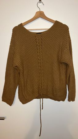 Stylischer Strickpullover