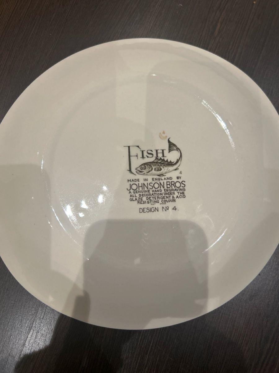 Johnson Brothers Piatti: Johnson Bros Vintage Teller Fish – Usato da Herisau venduto da Renee30 1
