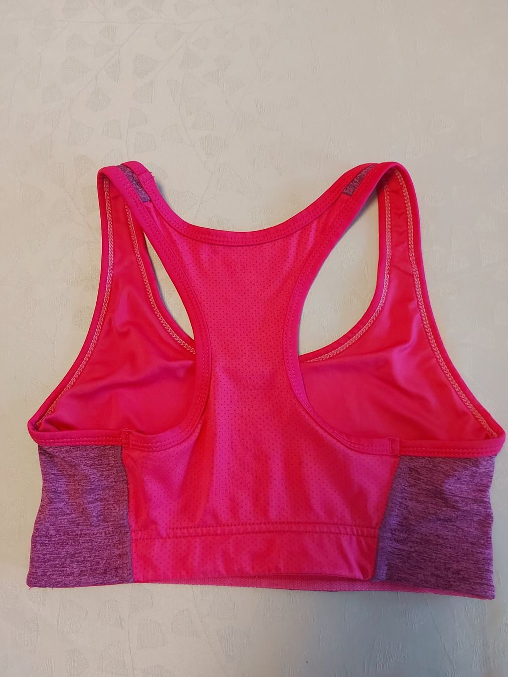 H&M Top: Sport-Top von H&M Gr. S – Usato da Brüttisellen venduto da kikaninchen79 2