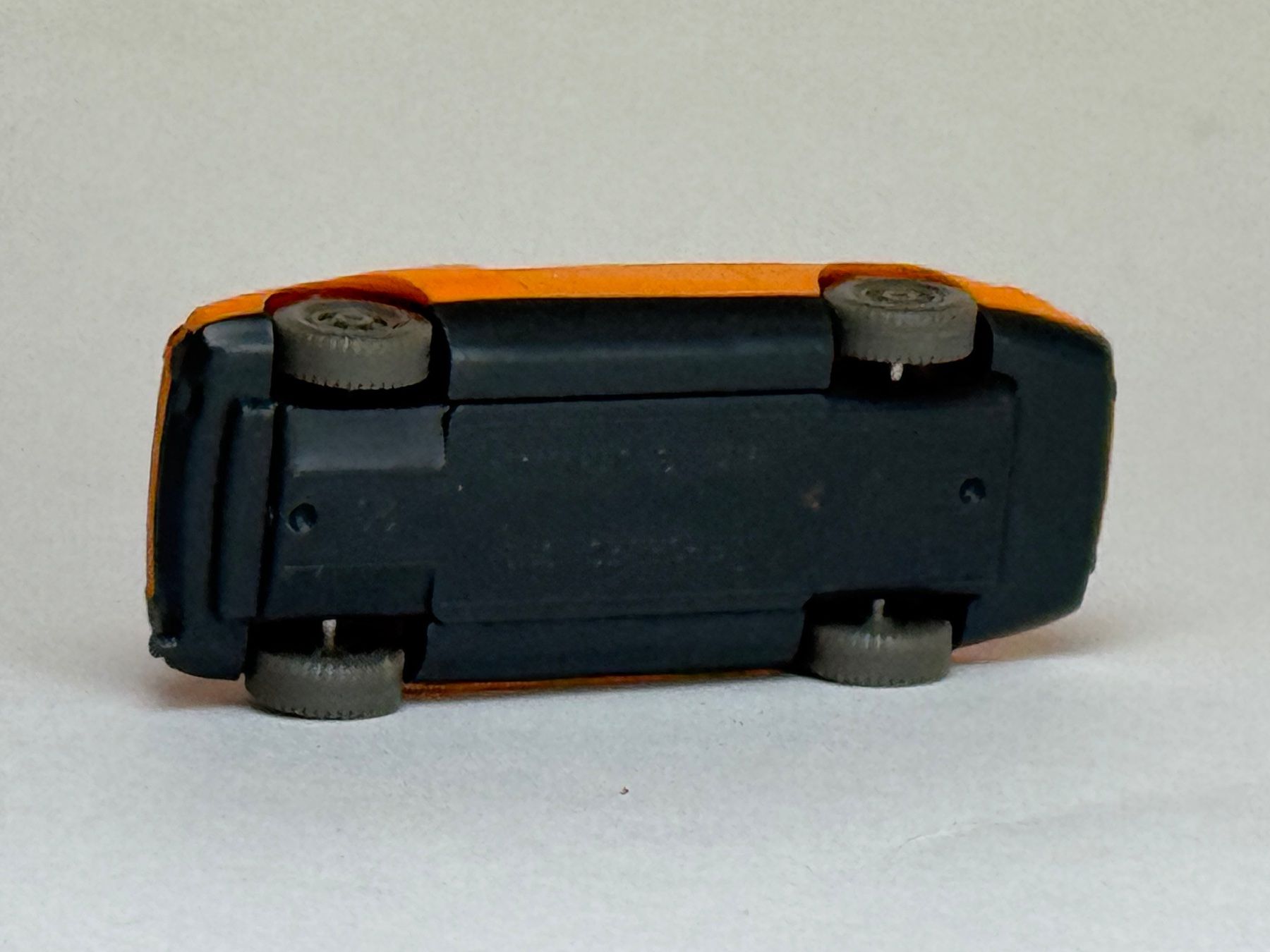 Wiking Modellini d'auto: Wiking Mercedes C111 orange – Usato da Elm venduto da Wikmtz 2