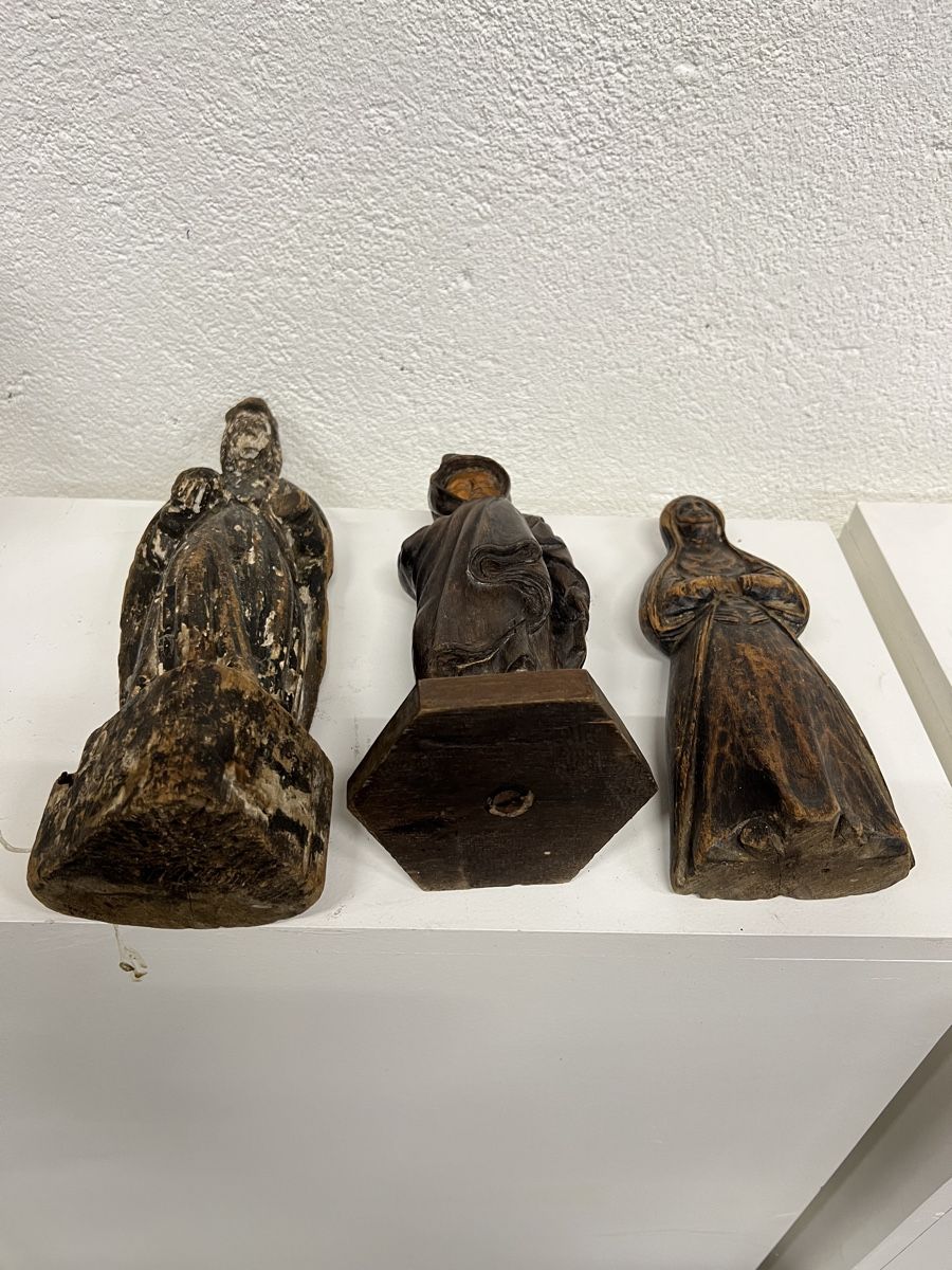 Statuette: Anciennes sculptures en bois – Usato da Vétroz venduto da Chrisbad60 2