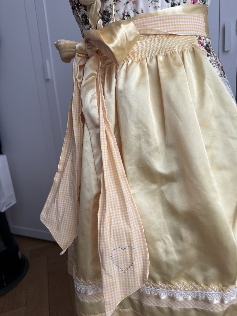 Vestiti: Wunderschönes, hochwertiges Dirndl inkl. Bluse – Nuovo (secondo la descrizione) da Bern venduto da Rodaina 2