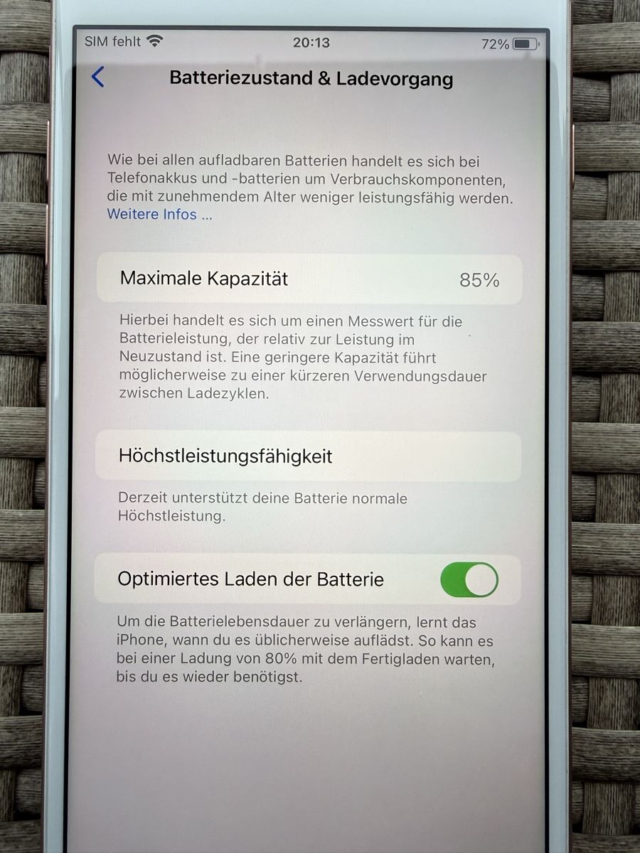 Apple Handys / Smartphones: iPhone 8 Plus inkl. Hülle und Ladekabel – Gebraucht aus Strengelbach von Chiavara 5