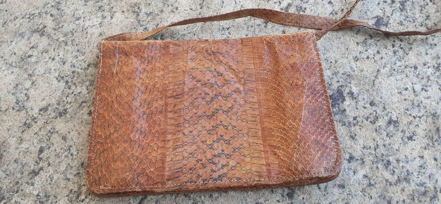 Borse da donna: Handtasche Vintage Schlangenleder 1970er – Usato da Mörschwil venduto da wunderkiste44 5