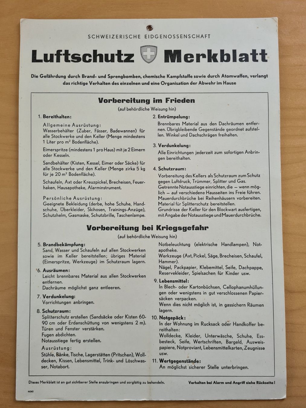 Documenti: Luftschutz Merkblatt Schweiz 1951 – Usato da Oberwil BL venduto da Spieltopia
