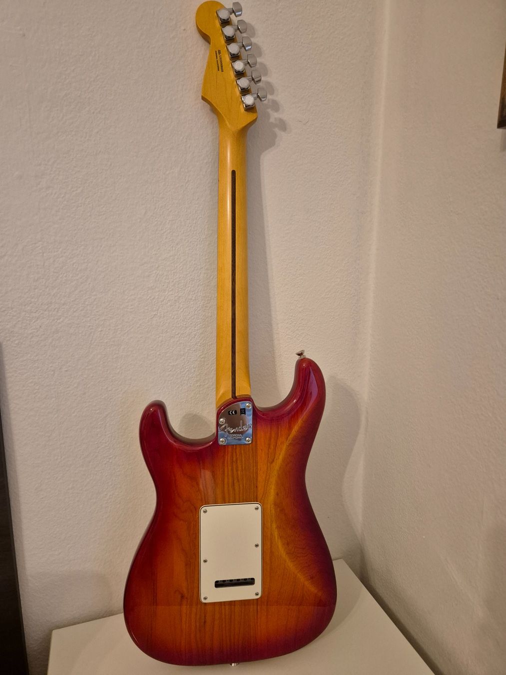 Fender Strumenti musicali: Fender stratocaster american elite Aged Chary modifiziert – Usato da Zürich venduto da mtm_6wl8 2