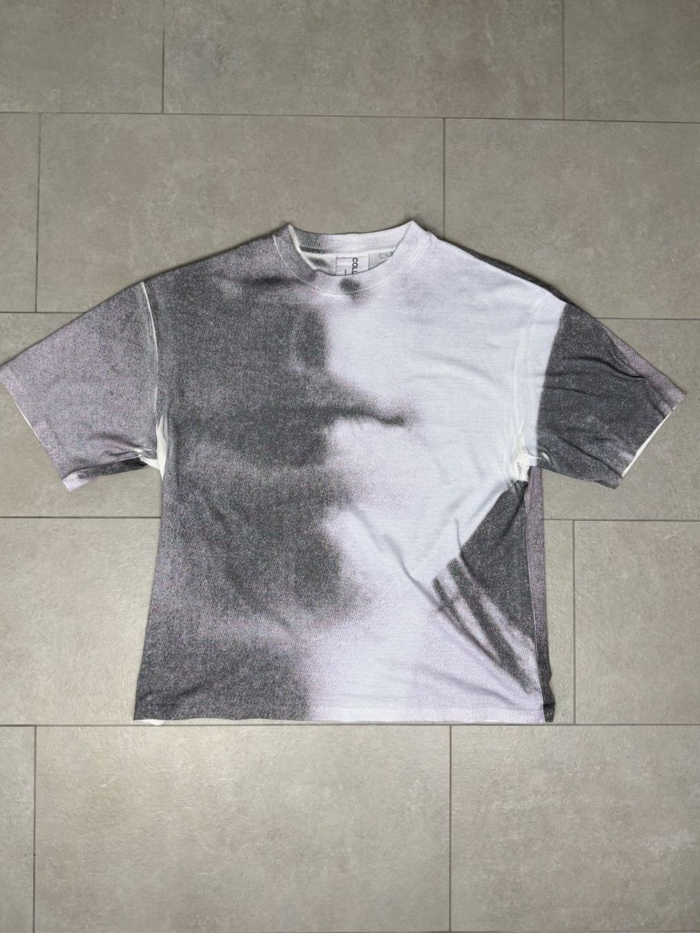 T-shirt: Collusion Oversized Printed T-shirt – Usato da Biel/Bienne venduto da sami0788480082