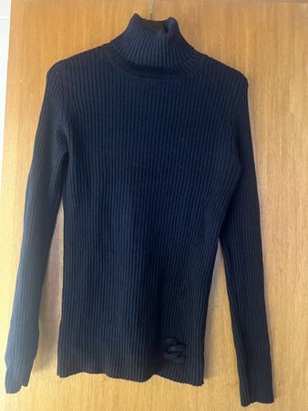 Pull col roulé Chanel excellent état