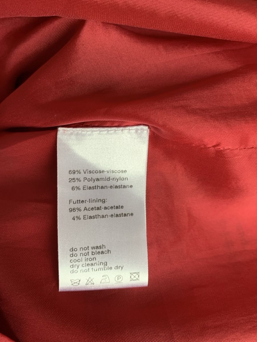 Akris Vestiti: AKRIS: Elegantes rotes Kleid mit drapierter Taille, 36 – Nuovo (secondo la descrizione) da Luzern venduto da designluzern 7
