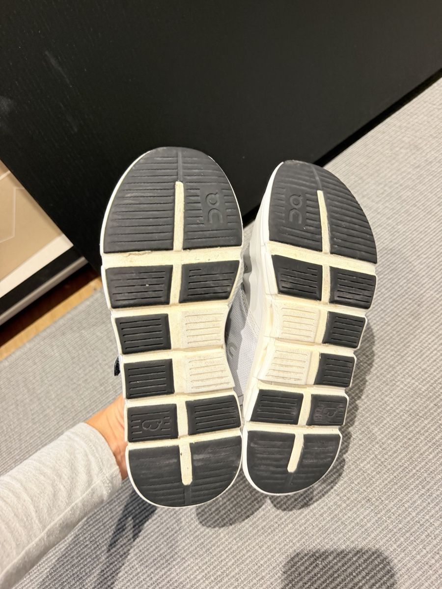 Scarpe per ragazzi: On shoes kids – Usato da Paradiso venduto da Under_sun 2