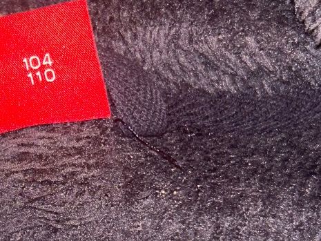 S.Oliver Pulls et sweat-shirts: Fleece-Jacke 98/104 S.Oliver - neuwertig – Neuf (Voir description) à Safenwil par 2hand_aber_wertvoll 2