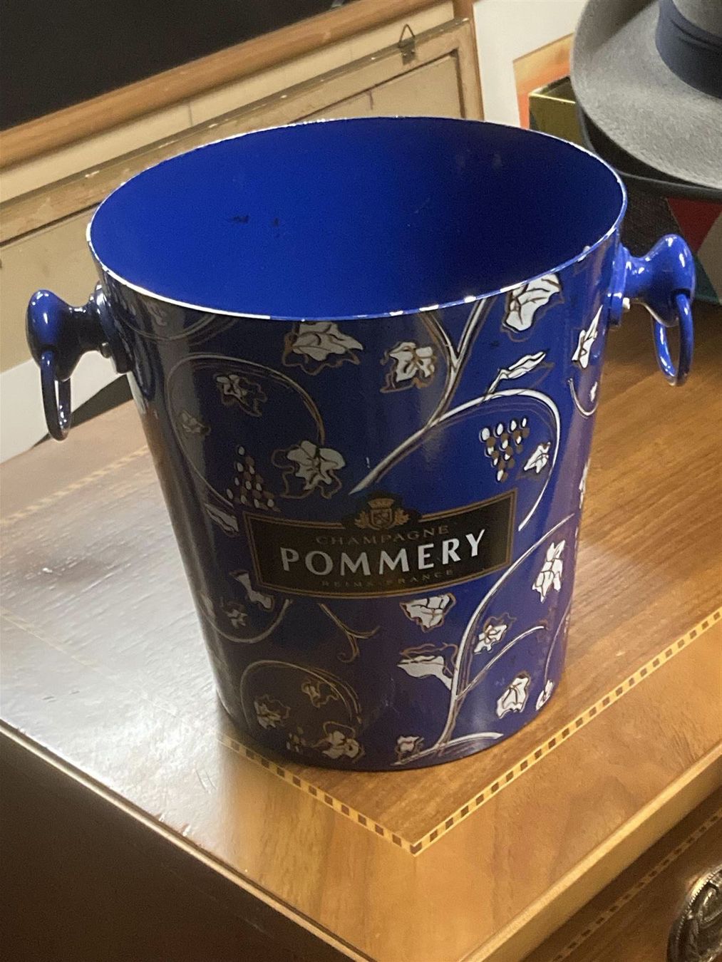 Altro: POMMERY Champagnerkühler Vintage – Usato da Bern venduto da Jwpm66