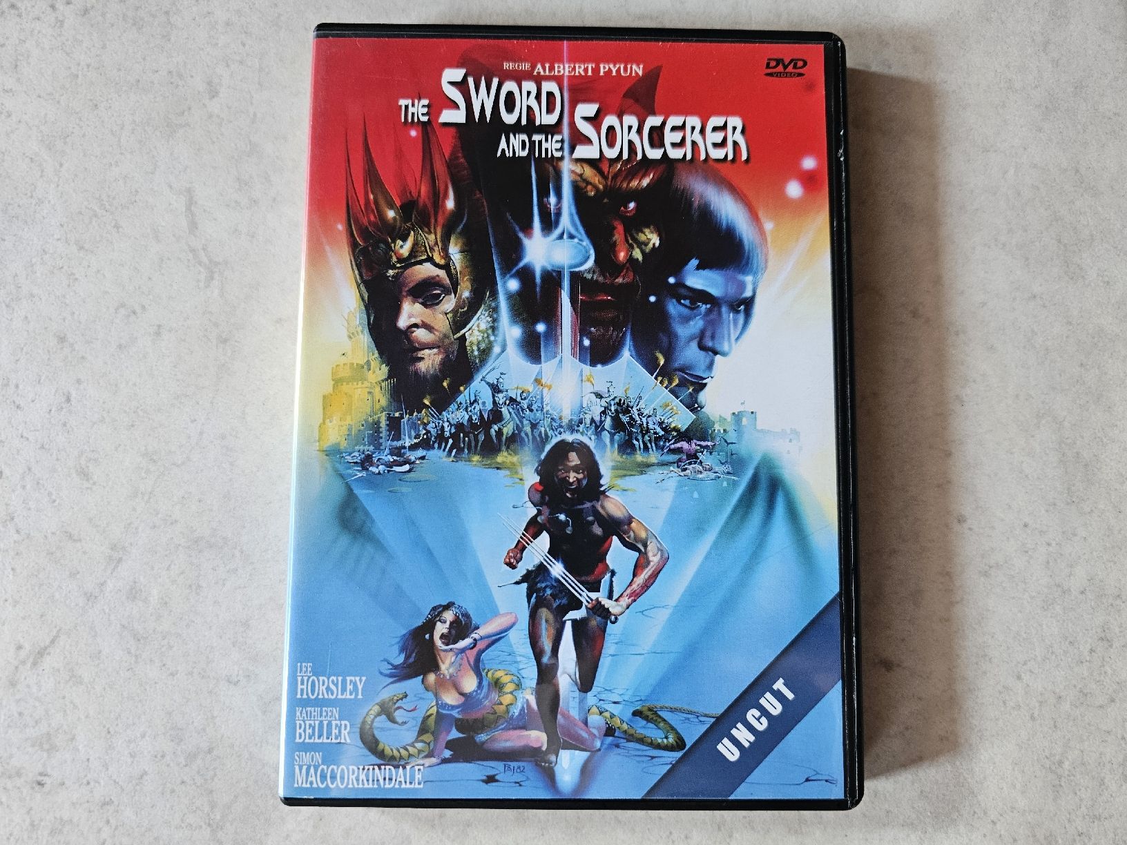 Tutti i DVDs: The Sword And The Sorcerer  /  Uncut – Usato da Schneisingen venduto da backstore24