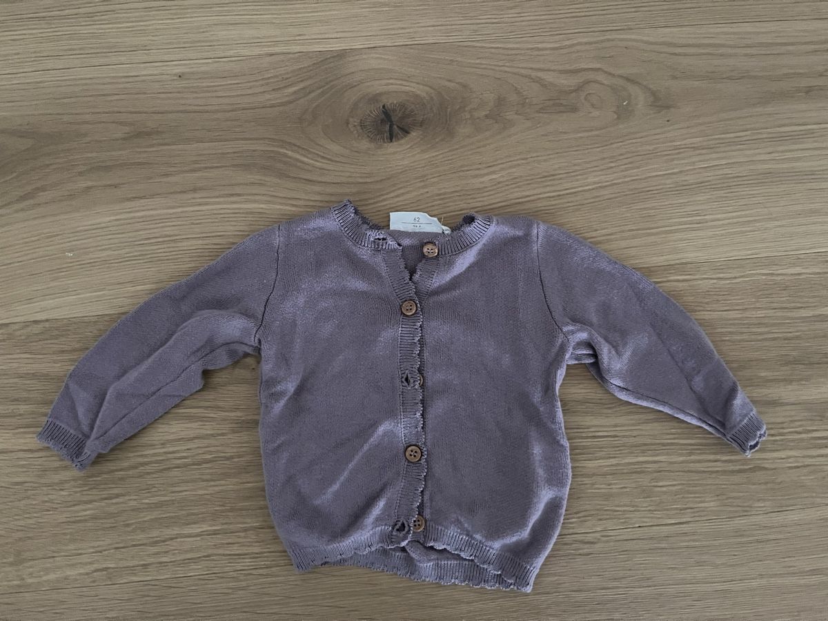 Giacche & Cappotti: Strickjäckchen Fioni Gr. 62 – Nuovo (secondo la descrizione) da Brislach venduto da Inna24
