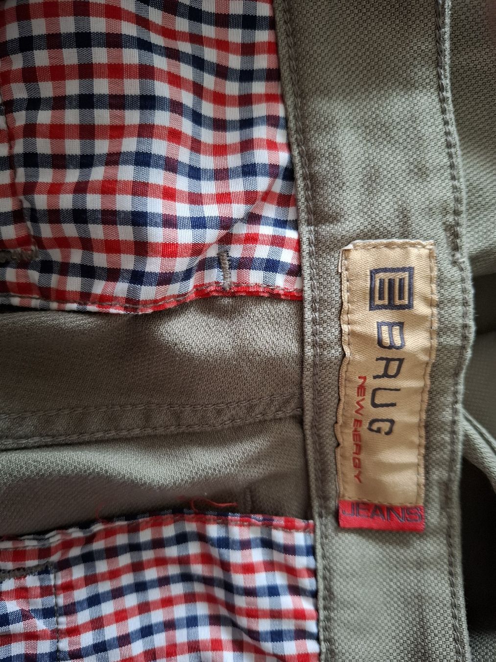 Pantaloni: Hose Taupe 38/34 Top – Usato da St.Gallen venduto da LaMiSa 5