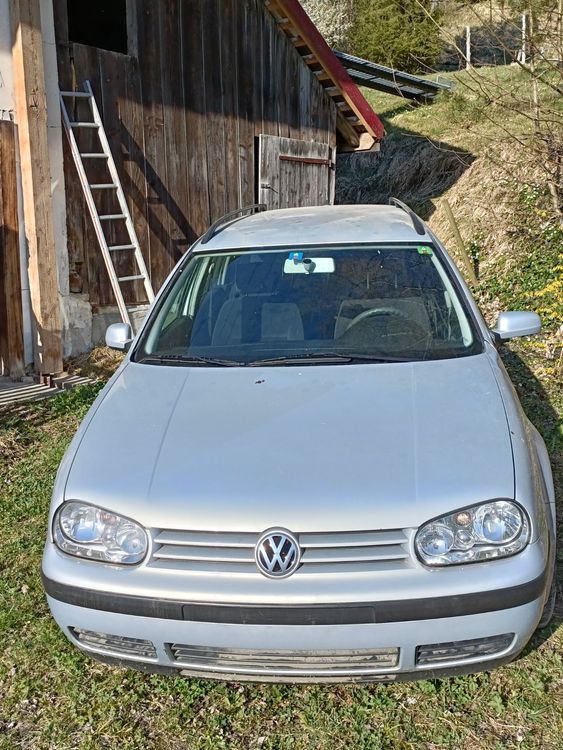 VW Golf Variant