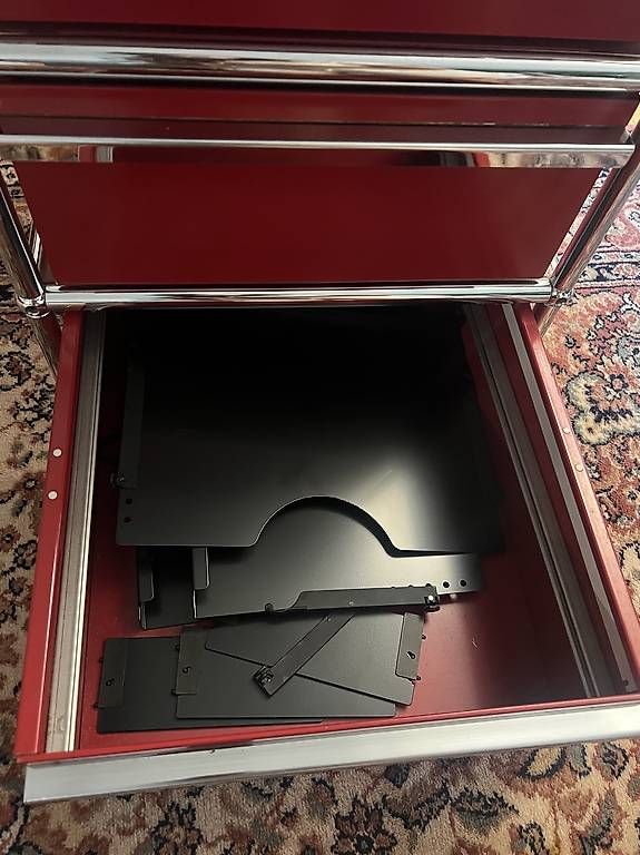 USM Banconi: USM Haller Korpus mit 4 Schubladen – Usato da Bolligen venduto da LaCorsa 1