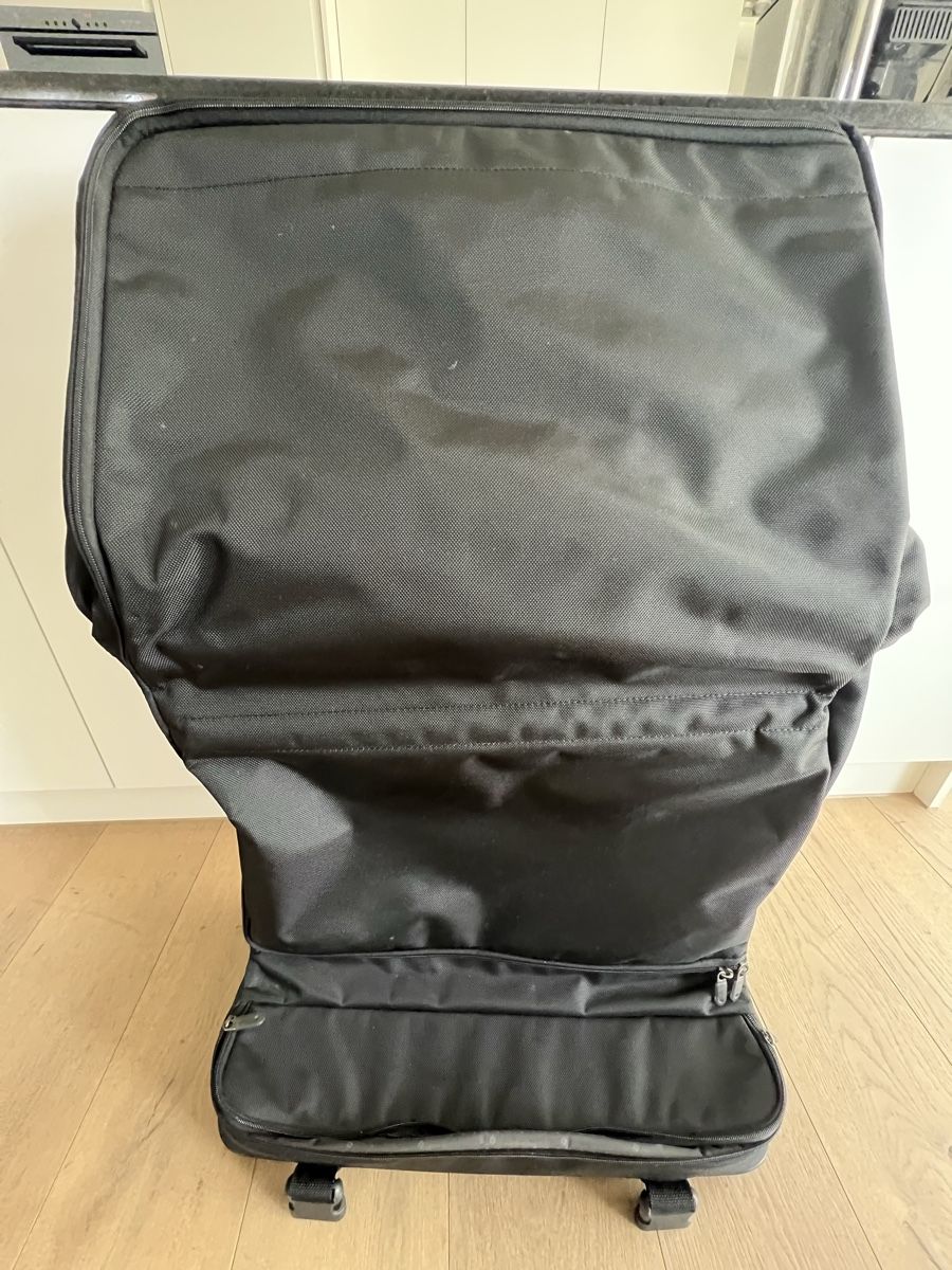 Samsonite Valigie: Samsonite Kleidersack Trolley - Top Zustand! Schwarz – Usato da Winterthur venduto da O2cando2 2