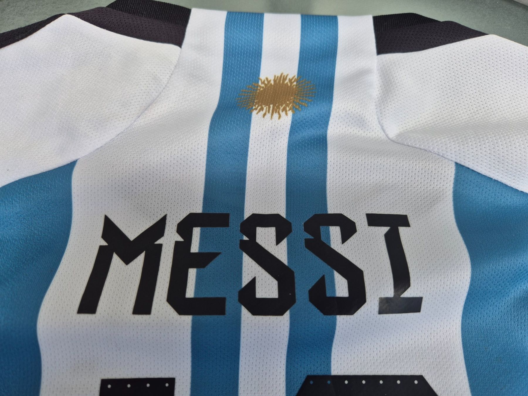 Trainer, Turnhosen & -trikots: Messi Argentinien Trikot Grösse 146 – Gebraucht aus Oberbuchsiten von laffite54 5