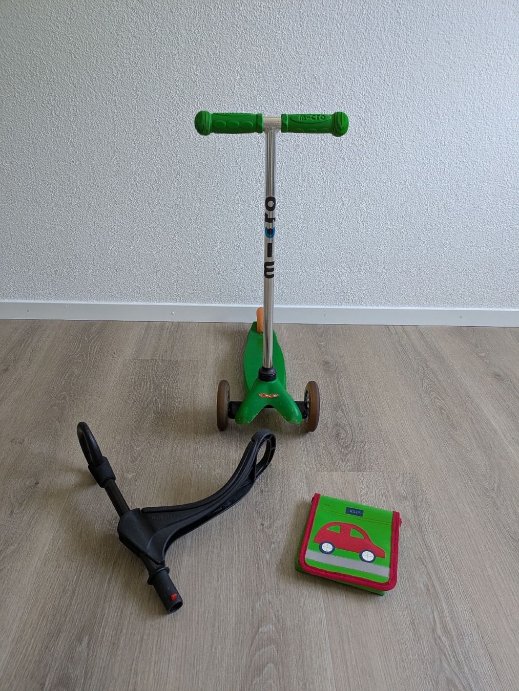 Micro Kickboard: Micro Mini Scooter / Trottinette 3in1 – Usato da Kölliken venduto da mic_9n9d