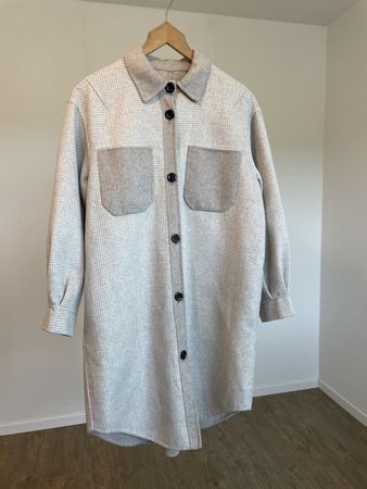Langarm-Hemdjacke Zara Grosse S .
