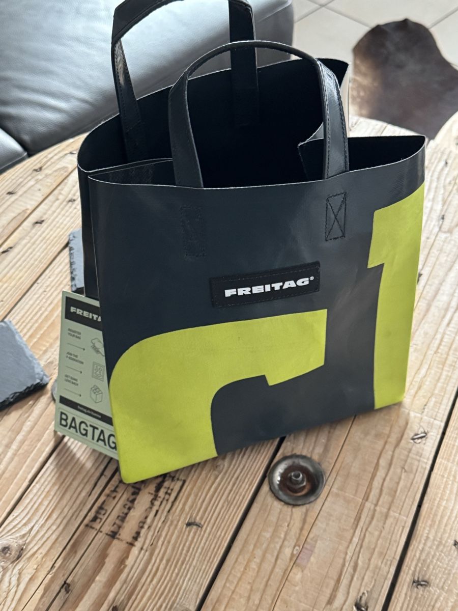 Freitag Taschen: Freitag Sonny  – Neu und originalverpackt aus Court von