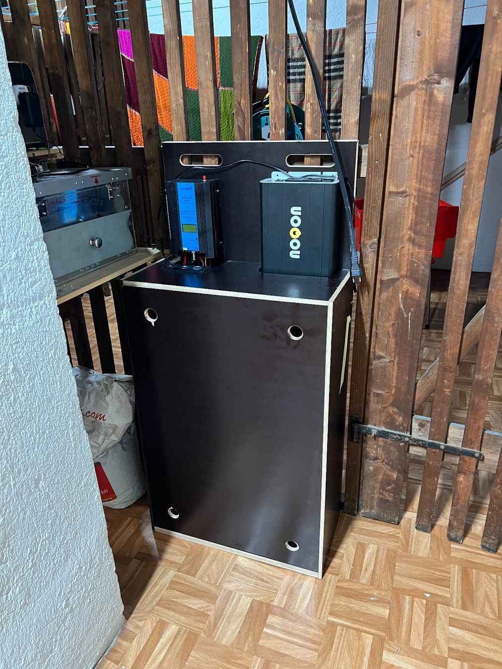 Dispositivi a energia solare: Windrad 12V komplett System – Usato da Zürich venduto da SuterB79 3