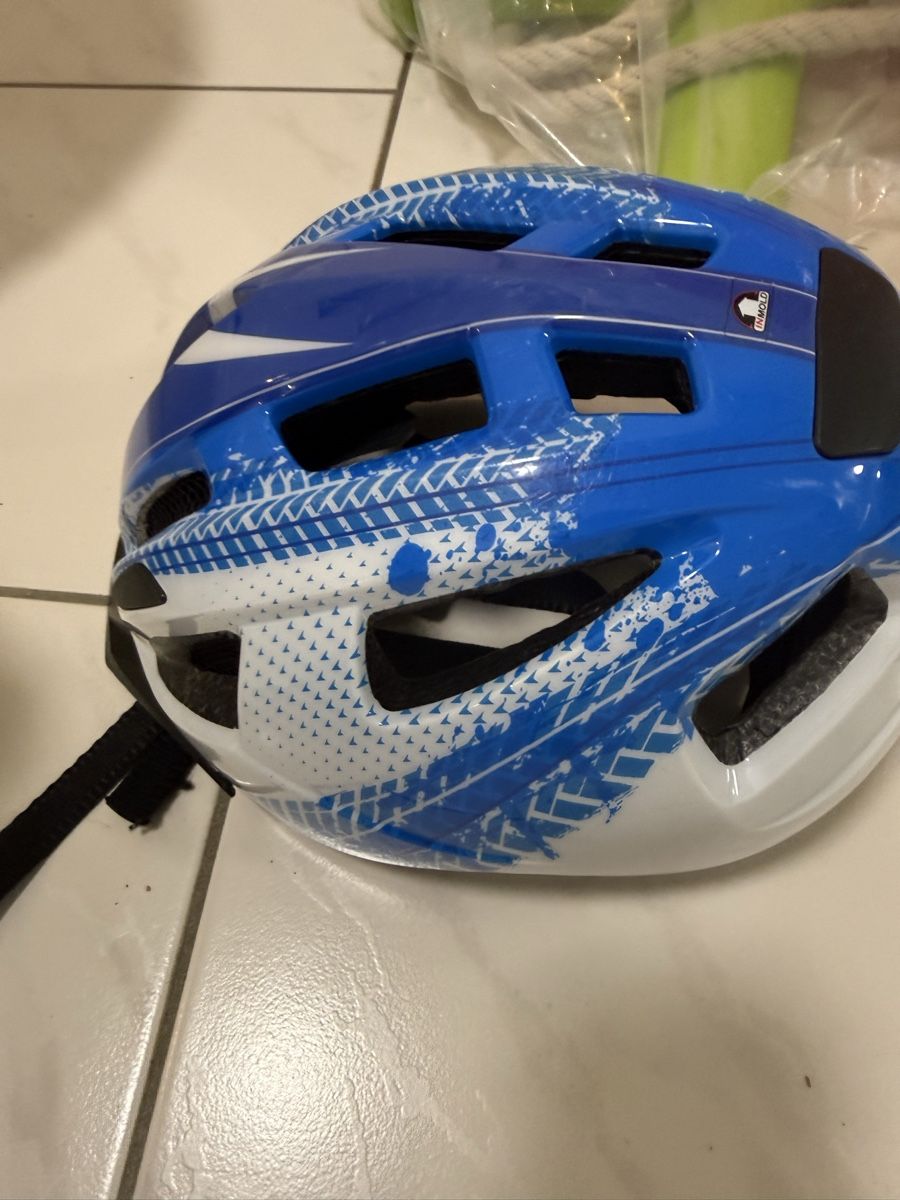 Helme: Kinderhelm – Gebraucht aus Nussbaumen AG von bar_b6g2 4
