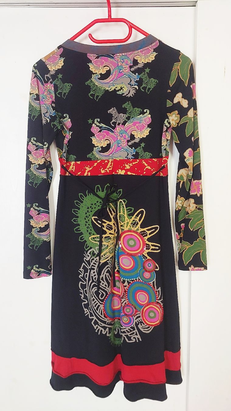 Kleider: Kleid – Gebraucht aus Brunnen von CHOUCHOU. 2