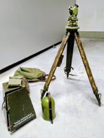 Schweizer Artillerie-Richtinstrument (Theodolit)