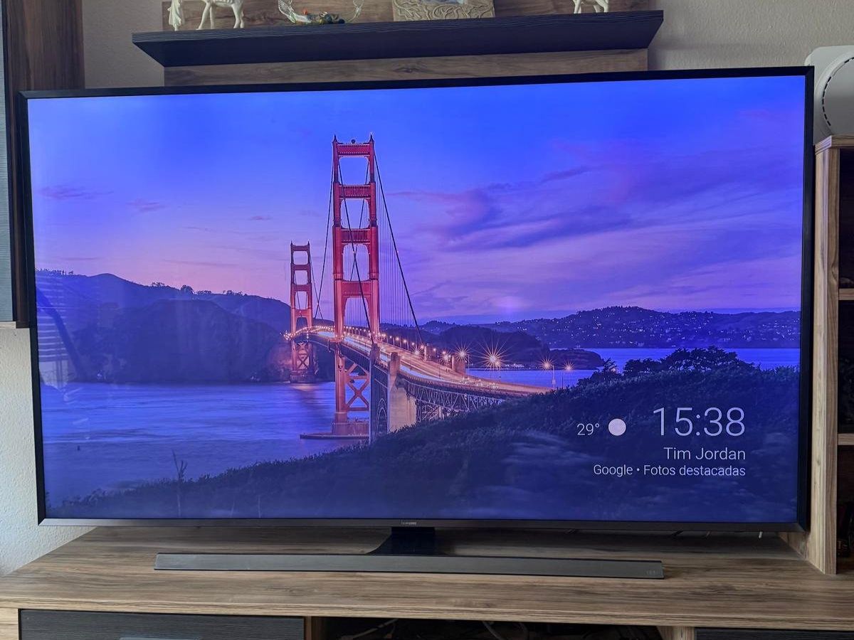Samsung Fernseher: Samsung UE75JU7080T Displayfehler – Gebraucht aus Oberengstringen von Limmat8102 1