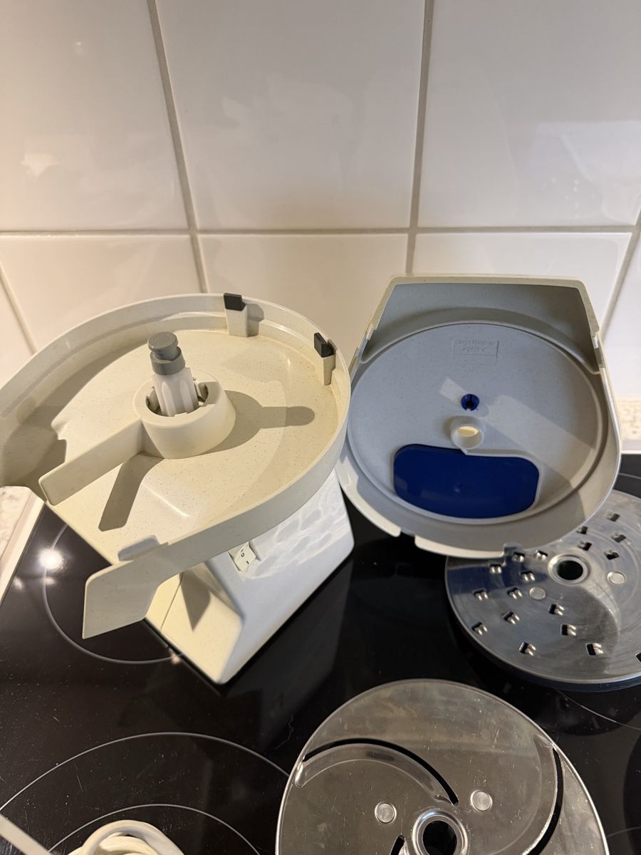 Zyliss Elettrodomestici da cucina: Zyliss Gemüseschneider Multischneider mit 4 Einsätze – Usato da Zürich venduto da sne.swiss 2