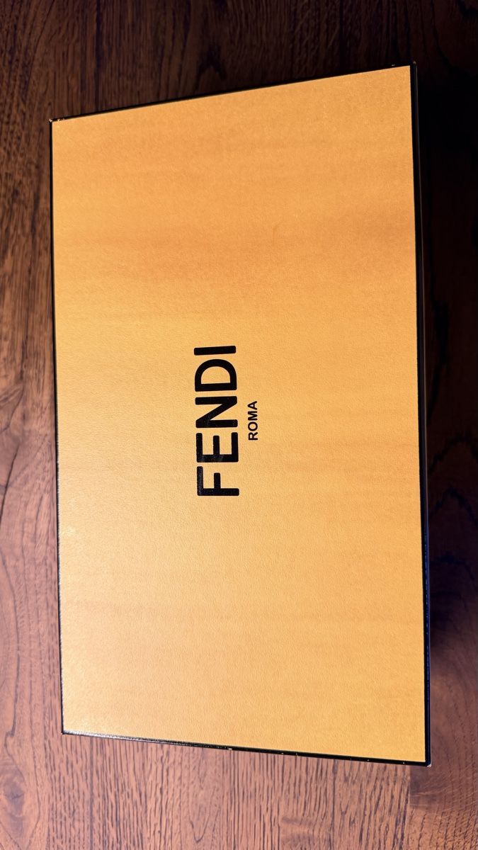 Fendi Damenschuhe: Fendi Mokassins – Neu und originalverpackt aus Itingen von EdlesShopping 3