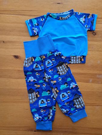 Kinder Set T-Shirt und Hose Polizei Motiv Grösse 74 neu