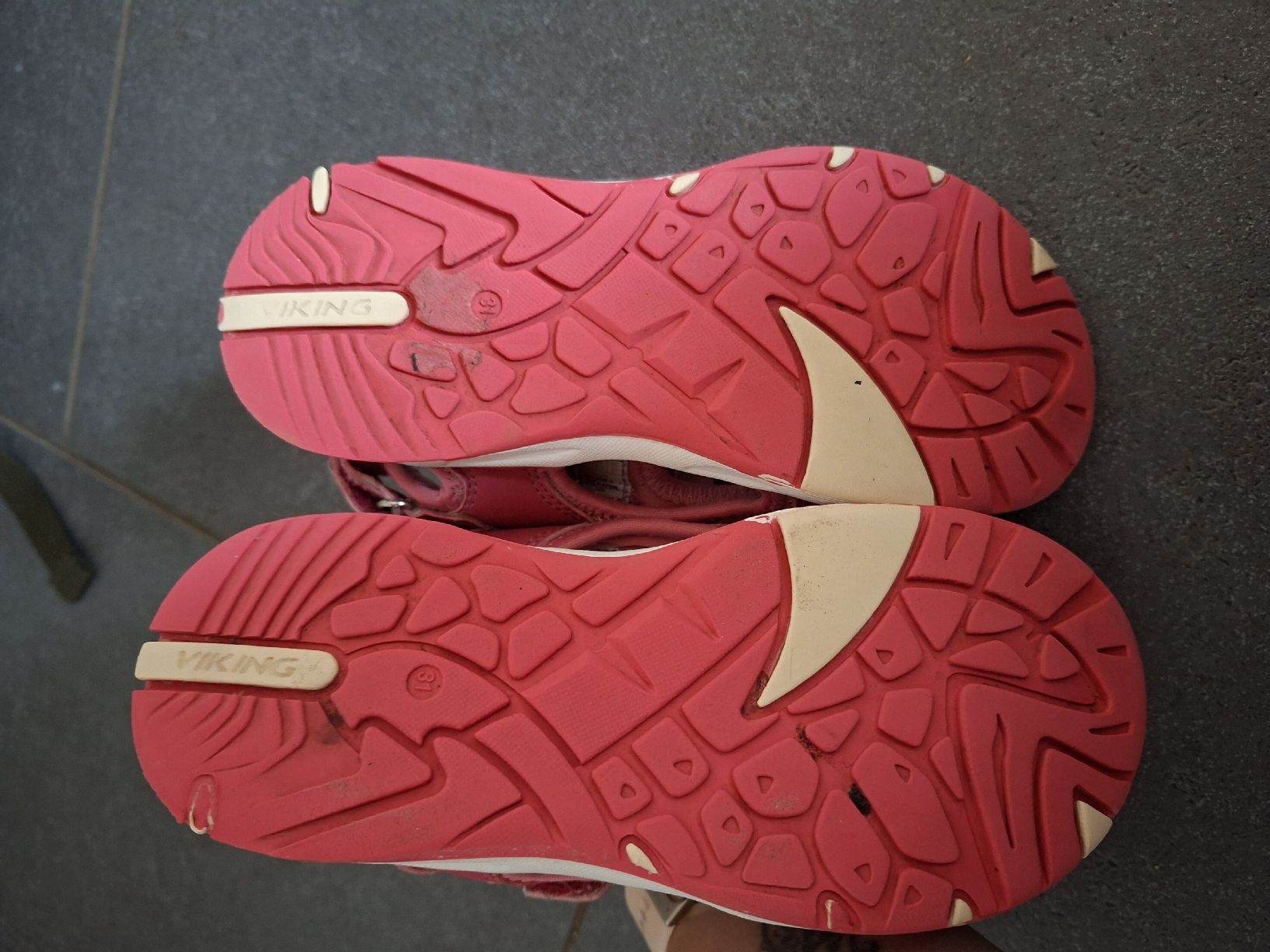Ensembles coordonnés: Sandalen Gr.31 – D'occasion à Biberist par Stylux01 1