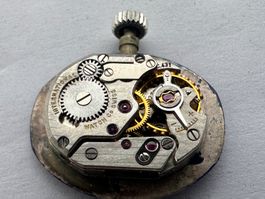 IWC  Werk Kaliber 431 Handaufzug Stein Zifferblatt