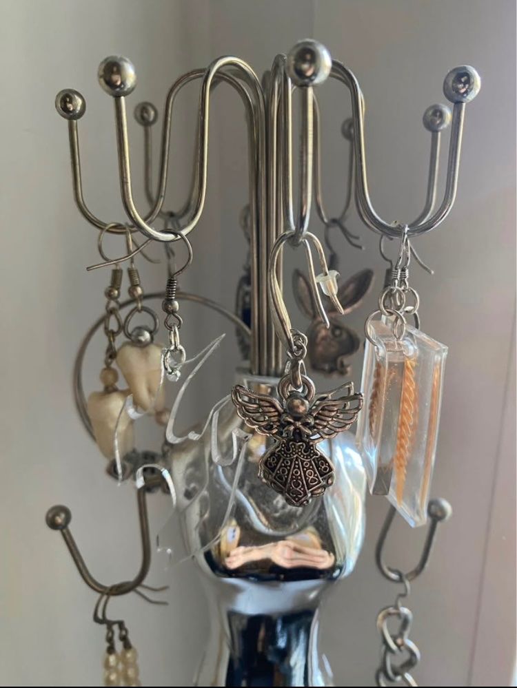 Portagioie: Schmuckständer - porte-bijoux – Usato da Neuchâtel venduto da luciegsr