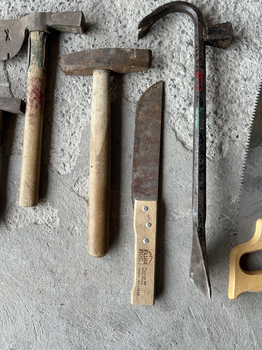 Tutti gli attrezzi: ALTE MAURER WERKZEUGE – Usato da Bottmingen venduto da Surubi 4
