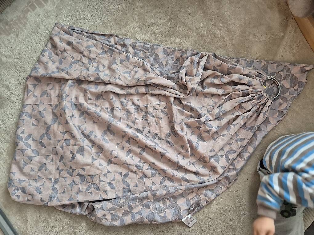 Fidella Bauch- & Rückentragen: Sling Fidella – Gebraucht aus Ursy von car_8jqw