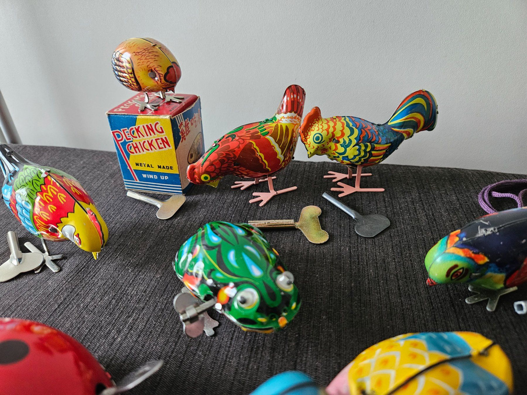 Jouets: Blechspielzeug  13 Stück – D'occasion à Oberrieden par Sun-and-Sand 1