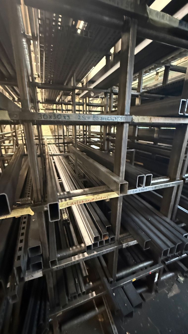 Scaffali: Gestell für Rohmaterial – Usato da Aedermannsdorf venduto da sam_9kng 2