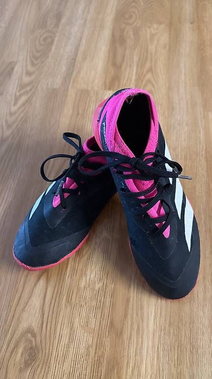 Scarpe da uomo: Nike und Adidas Schuhe  – Usato da Wil SG venduto da mar_w7v7 2