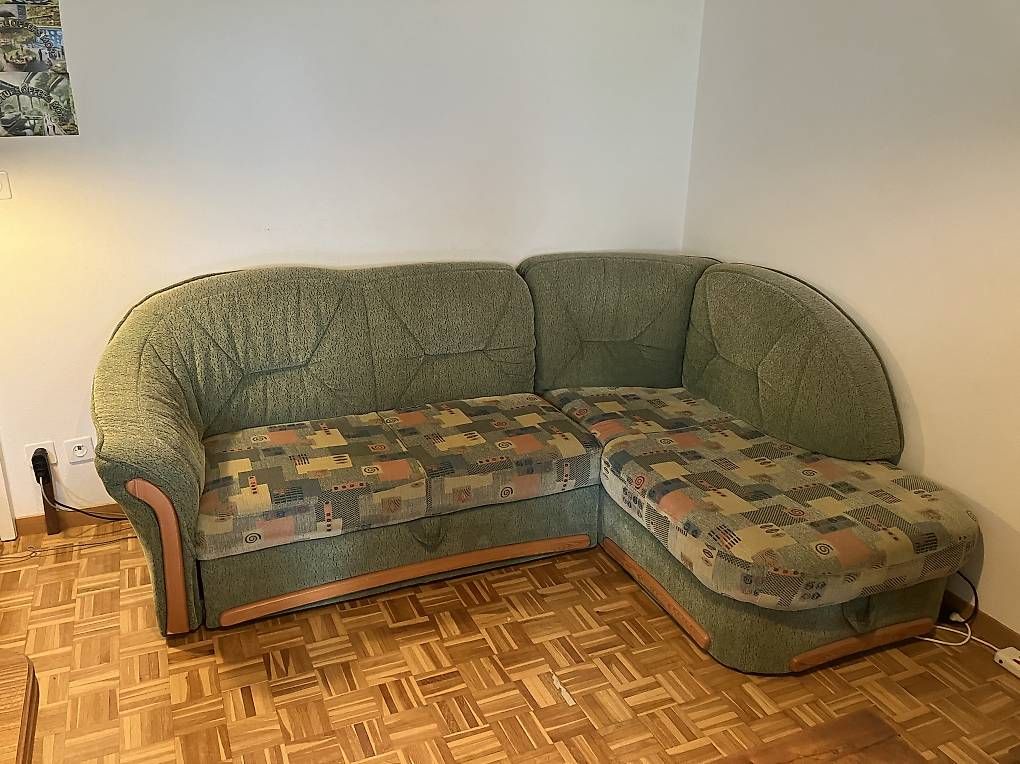 Divani: Sofa Couch – Usato da Winikon venduto da Toggledownfall