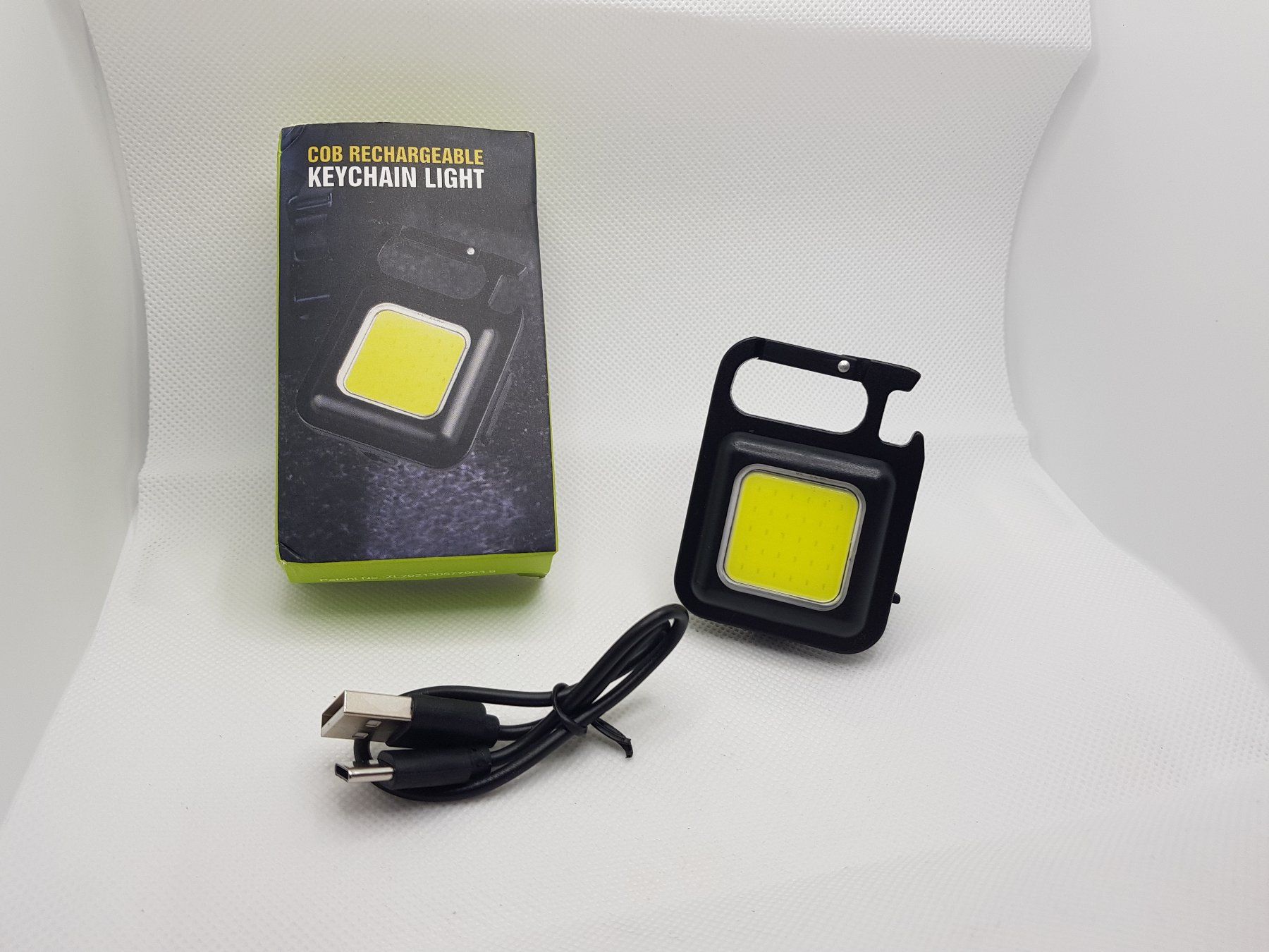 Lampade: Mini LED Taschenlampe 4 Modus 800 Lumen USB-C – Nuovo e nell'imballaggio originale da Gossau SG venduto da Puch-tech
