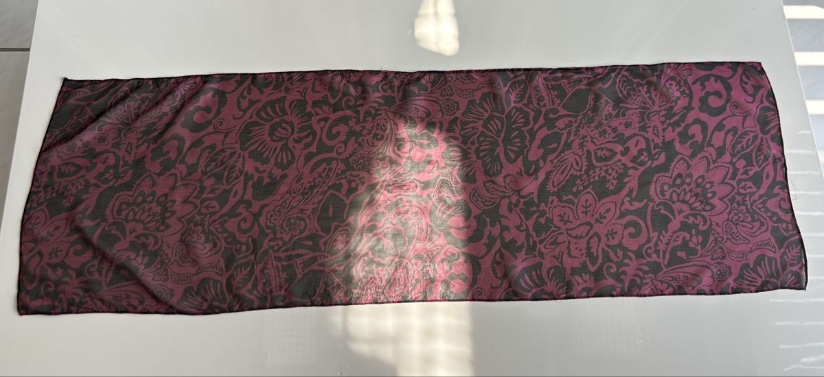 Foulards, Tücher & Schals: Scarf floral pattern black pink used condition – Neu (gemäss Beschreibung) aus Saland von ele_vc96